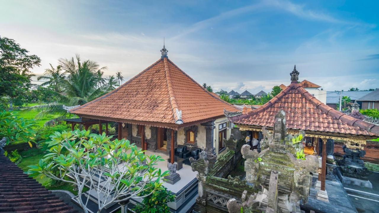 Maruan Sari *